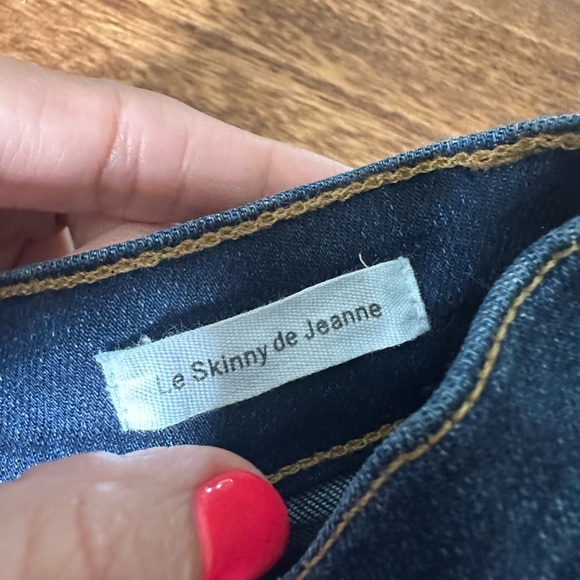 FRAME "Le Skinny De Jeanne" in stretch denim
Size 25 - Picture 7 of 8